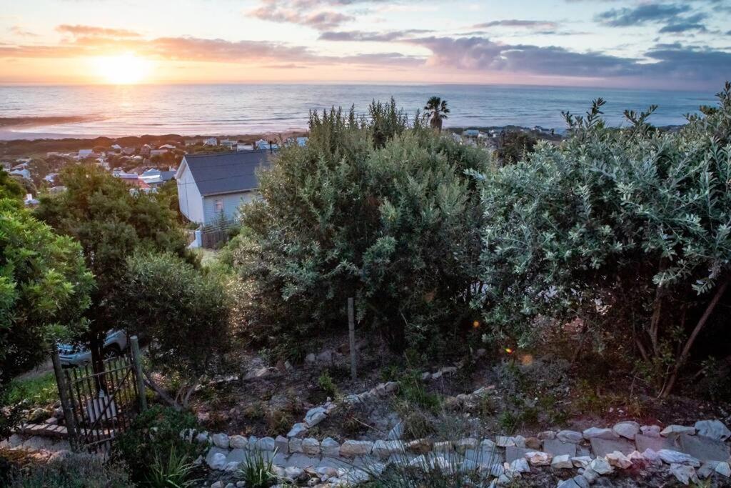 Serene Hide-Away With Ocean Views. Villa Cape Town Exterior photo